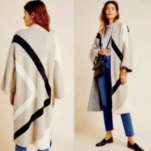 Anthropologie Akemi + Kin Antonia Sweater, One Size